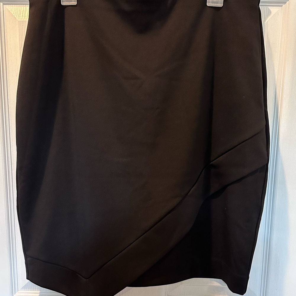 Alfani Black Stretch Knit Short Asymmetrical Pencil Skirt Ladies Size 12 - NEW